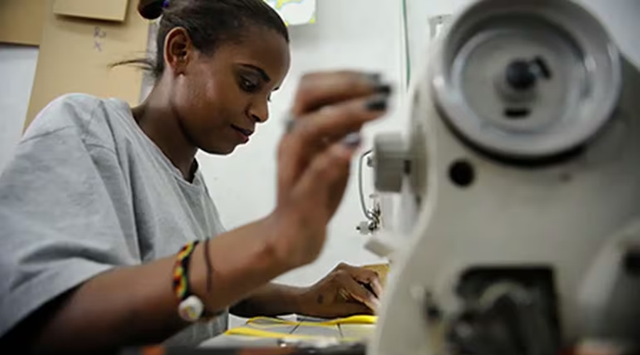 Imagem: servicos Setor de serviços cresce em fevereiro e está no patamar recorde da série histórica, diz IBGE