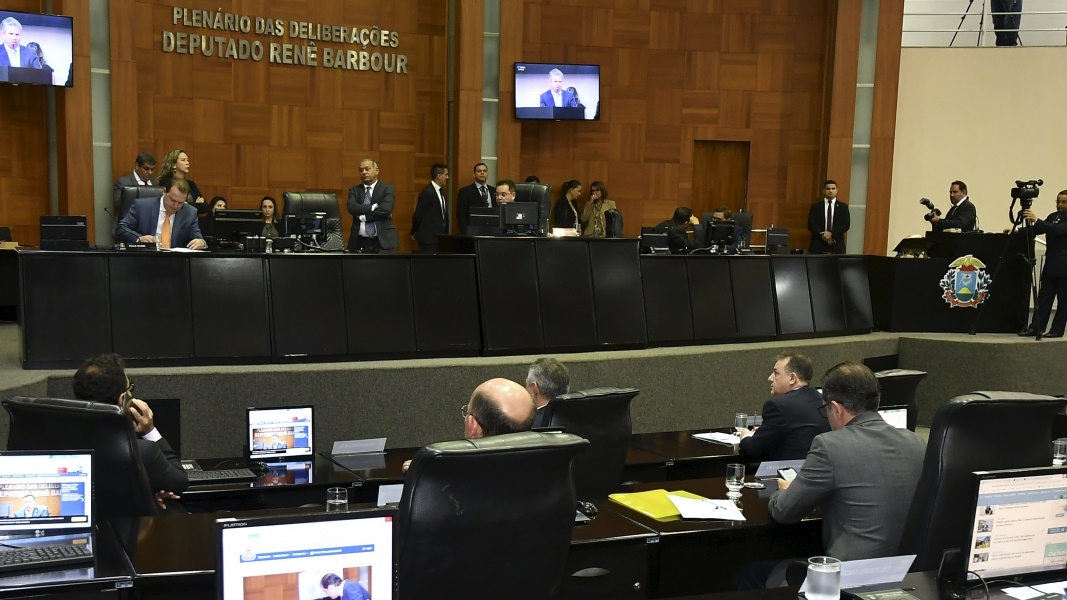 Imagem: Com sugestao da Fecomercio MT projeto de lei que institui a Politica Audiência na ALMT reúne autoridades para definir proposta de acordo sobre áreas de divisa entre Mato Grosso e Pará Imagem: Com sugestao da Fecomercio MT projeto de lei que institui a Politica Audiência na ALMT reúne autoridades para definir proposta de acordo sobre áreas de divisa entre Mato Grosso e Pará