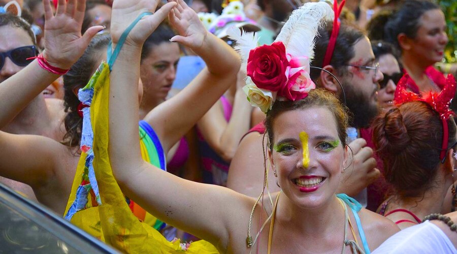 Imagem: ENQUADRAMENTO SITE 4 Carnaval 2026: veja onde aproveitar a folia gratuita em MT