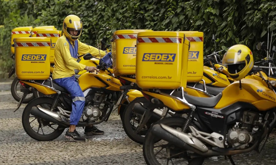 Imagem: Entregador Correios Tribunal Superior do Trabalho determina que Correios mantenham 80% do efetivo durante greve Imagem: Entregador Correios Tribunal Superior do Trabalho determina que Correios mantenham 80% do efetivo durante greve