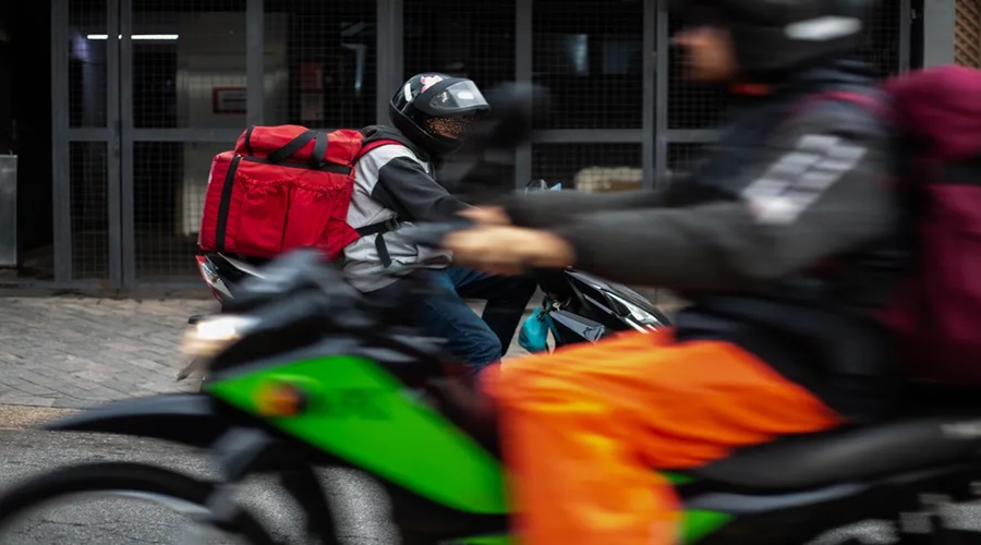 Imagem: Entregador delivery Entregador de aplicativo está entre as profissões mais arriscadas do país; acidentes de trabalho sobem 35% Imagem: Entregador delivery Entregador de aplicativo está entre as profissões mais arriscadas do país; acidentes de trabalho sobem 35%