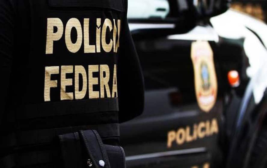 Imagem: Policoa civil PF mira esquema que teria desviado R$ 45 milhões de beneficiários da Caixa Econômica