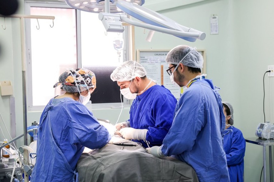 Imagem: Cirurgia Governo de Mato Grosso lança 2ª etapa do Programa Fila Zero na Cirurgia com investimento de R$ 400 milhões