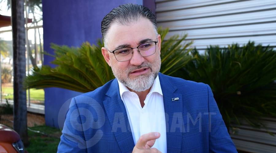 Imagem: Presidente cdl 02 Feriado de Padroeiro divide opiniões em Rondonópolis; ACIR e CDL apontam impactos e igreja defende potencial turístico Imagem: Presidente cdl 02 Feriado de Padroeiro divide opiniões em Rondonópolis; ACIR e CDL apontam impactos e igreja defende potencial turístico