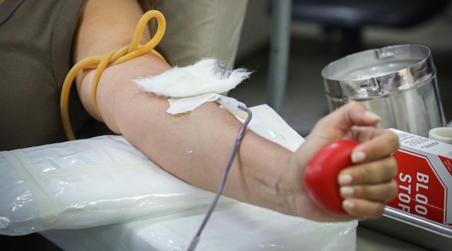 Imagem: DOADOR Banco de Sangue de Rondonópolis está com estoque zerado dos tipos O- e O+; bolsa pode salvar até quatro vidas doação de sangue - hemocentro - doador de sangue -