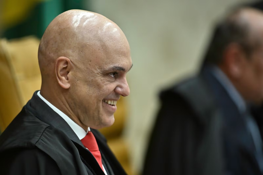 Imagem: Alexandre de Moraes Governo brasileiro pede arquivamento definitivo de ação contra Moraes nos EUA