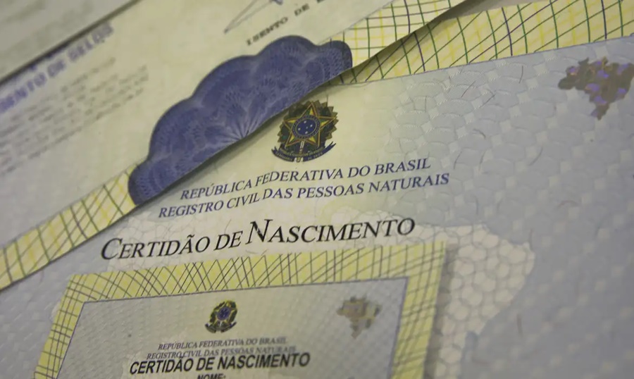 Imagem: Certidao de nascimento Ausência paterna cresce 40% em Mato Grosso e quase 26 mil crianças são registradas sem o nome do pai