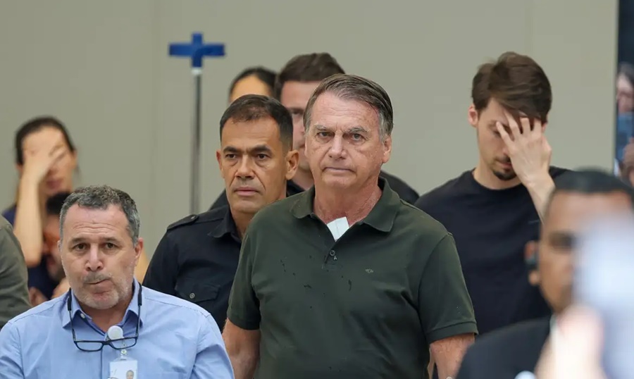 Imagem: Jair Bolsonaro 2 Alexandre de Moraes autoriza Bolsonaro a fazer exames no hospital após sofrer queda