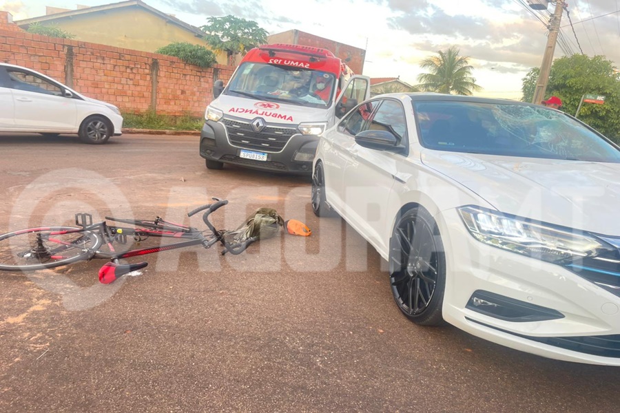 Imagem: Acidente entre bicicleta com carro Ciclista sofre ferimentos graves após colisão com carro no bairro Jardim da Mata