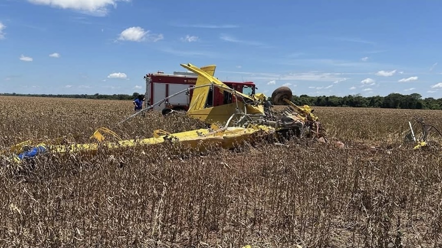 Imagem: Aeronave cai em Lucas do Rio Verde Piloto morre após queda de avião agrícola em fazenda de Mato Grosso