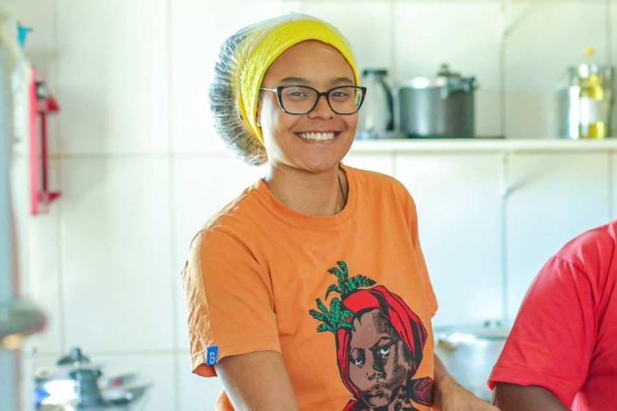 Imagem: COZINHEIRA Pesquisa indica que 87,69% da população de Mato Grosso integra as classes A, B e C