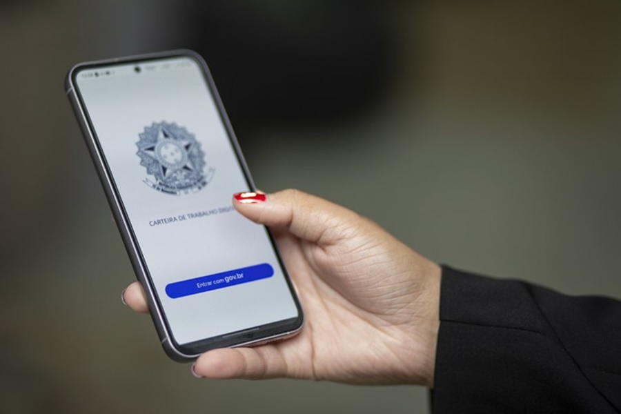 Imagem: Carteira de trabalho digital MT gerou mais de 115 mil empregos com carteira assinada entre janeiro de 2023 e novembro de 2025