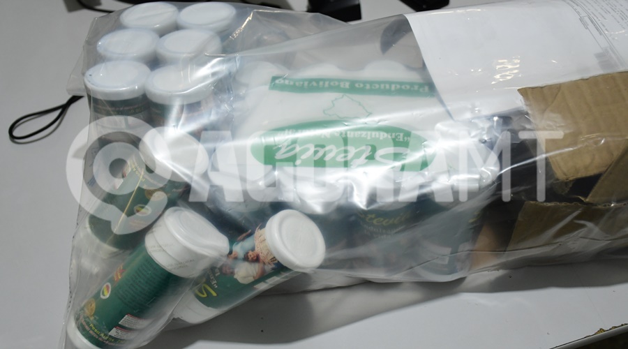 Imagem: DSC 5617 PRF intercepta ônibus interestadual e apreende 3 kg de metanfetamina em Rondonópolis Imagem: DSC 5617 PRF intercepta ônibus interestadual e apreende 3 kg de metanfetamina em Rondonópolis