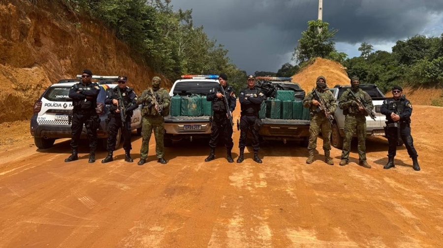 Imagem: Droga apreendida em Fronteira Forças de segurança apreendem mais de 540 quilos de cocaína e prende dois na fronteira