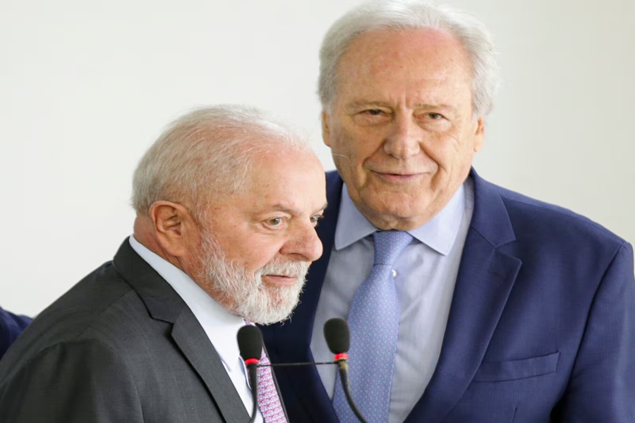 Imagem: Lula e ex ministro da Justica Ricardo Lewandowski Mais uma demissão expõe o comando do presidente Lula e a fragilidade de sua gestão