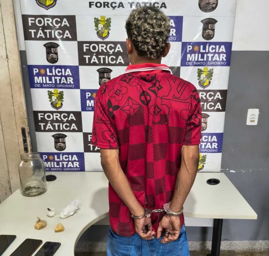 Imagem: Suspeito preso pela Forca Tatica Em continuidade a Operação Tolerância Zero, Força Tática prende homem por suspeita de tráfico de drogas Imagem: Suspeito preso pela Forca Tatica Em continuidade a Operação Tolerância Zero, Força Tática prende homem por suspeita de tráfico de drogas