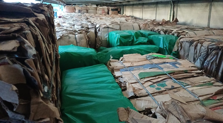 Imagem: WhatsApp Image 2026 01 02 at 08.05.00 PRF apreende quase 300 kg de skunk escondidos em carga de caminhão em Rondonópolis