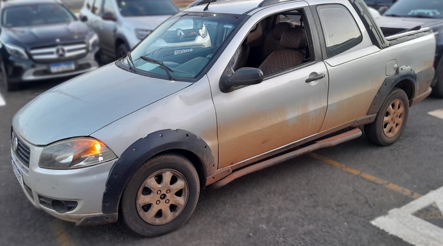 Imagem: WhatsApp Image 2026 01 15 at 18.26.57 Grupo criminoso é preso transportando 144 kg de drogas dentro de carro em Tangará da Serra