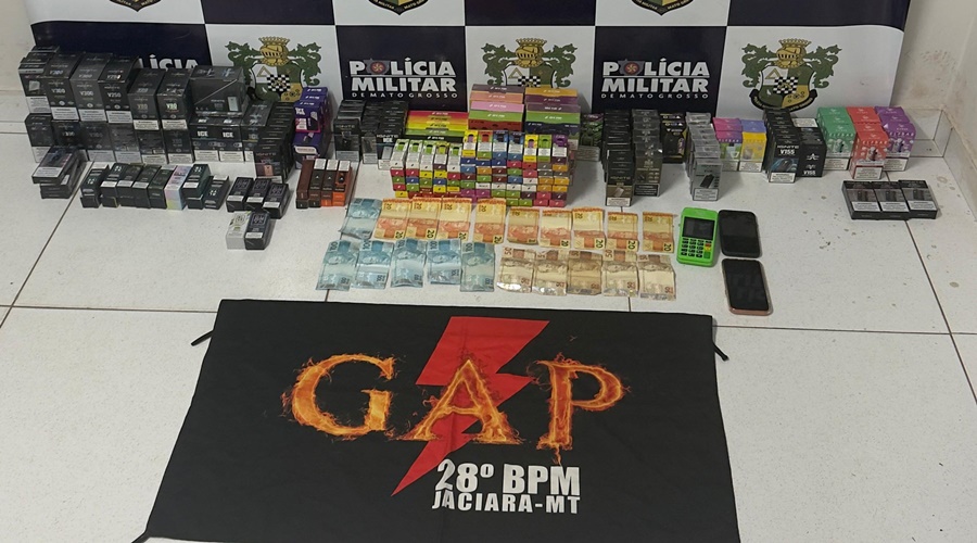 Imagem: aldj GAP desmantela depósito clandestino de cigarros eletrônicos em Jaciara durante operação contra facções