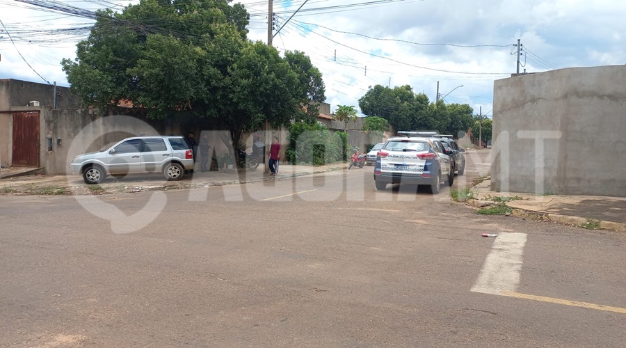 Imagem: dvn Homem é morto a tiros dentro da própria casa na Vila Mineira em Rondonópolis