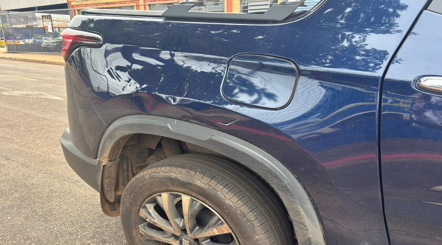 Imagem: ADL Motociclista fica ferido após colidir com carro na Rua Fernando Corrêa da Costa em Rondonópolis