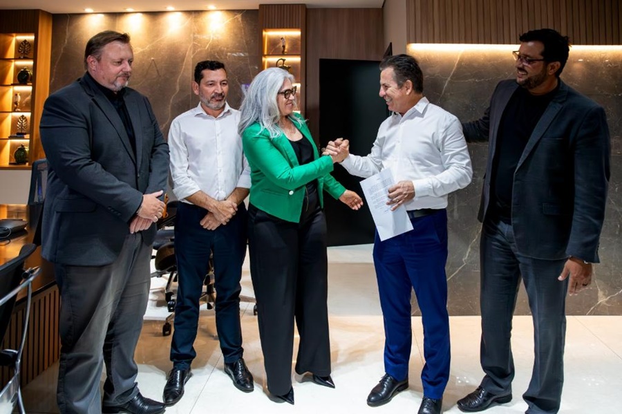 Imagem: Anuncio foi feito nesta quinta feira 19 Governador autoriza concurso com 80 vagas para professor na Unemat