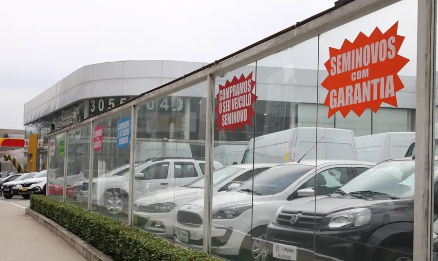 Imagem: CARROS NOVOS E SEMI NOVOS Produção e venda de veículos caem em janeiro, aponta pesquisa