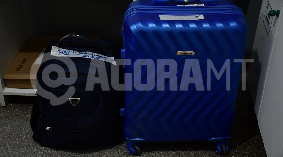 Imagem: FBNM Passageiras de ônibus interestadual são presas em flagrante na BR-364 transportando mais de 11 kg de drogas Imagem: FBNM Passageiras de ônibus interestadual são presas em flagrante na BR-364 transportando mais de 11 kg de drogas