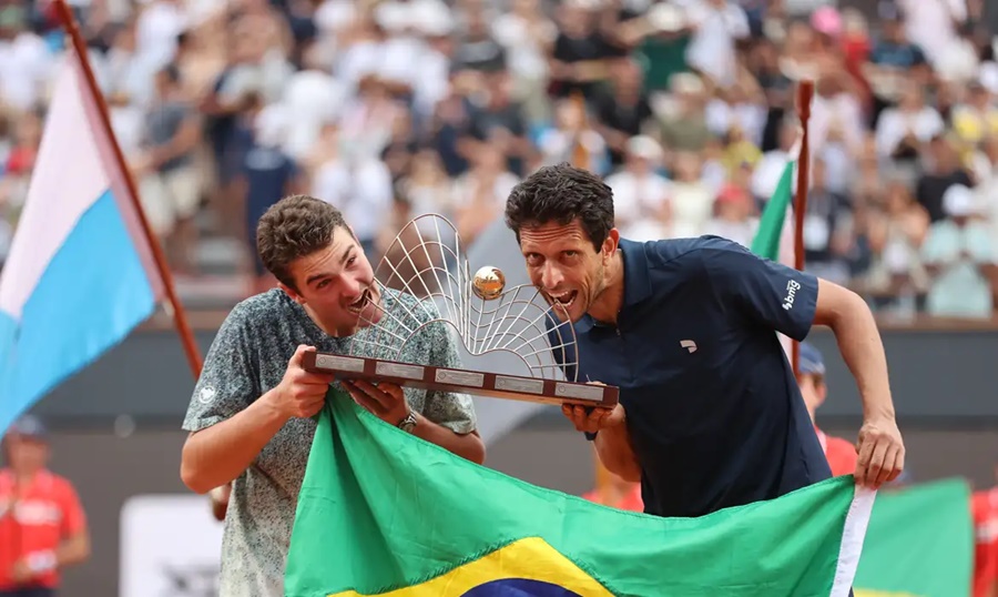 Imagem: Joao Fonseca e Marcelo MELO João Fonseca e Marcelo Melo garantem título de duplas do torneio de tênis Rio Open