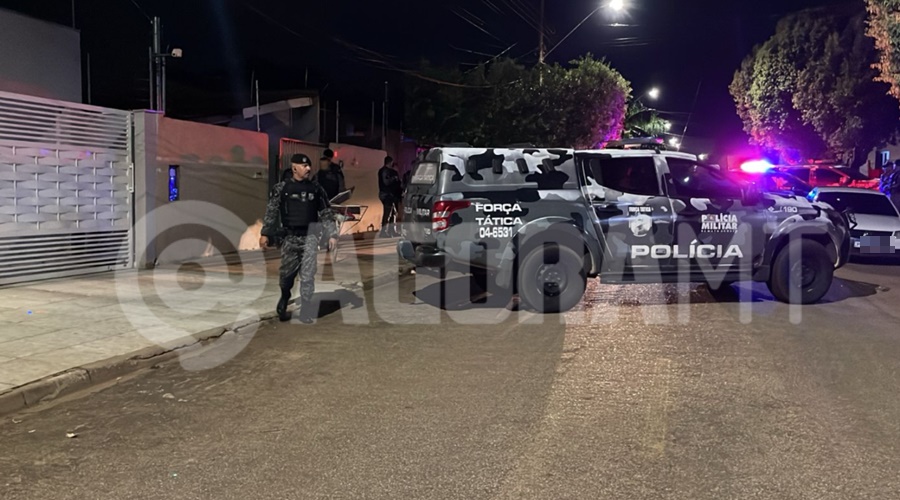 Imagem: Quatro suspeitos de serem faccionados foram mortos Suspeitos de facção criminosa mortos em confronto tinham extensas fichas criminais Imagem: Quatro suspeitos de serem faccionados foram mortos Suspeitos de facção criminosa mortos em confronto tinham extensas fichas criminais