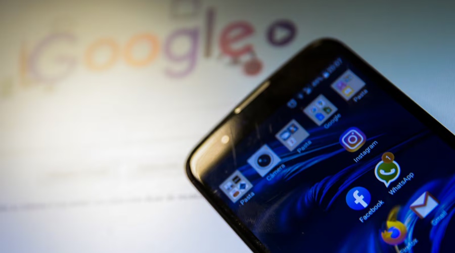 Imagem: SFJB Fake News e IA entram na mira do TSE sete meses antes do início das eleições Imagem: SFJB Fake News e IA entram na mira do TSE sete meses antes do início das eleições