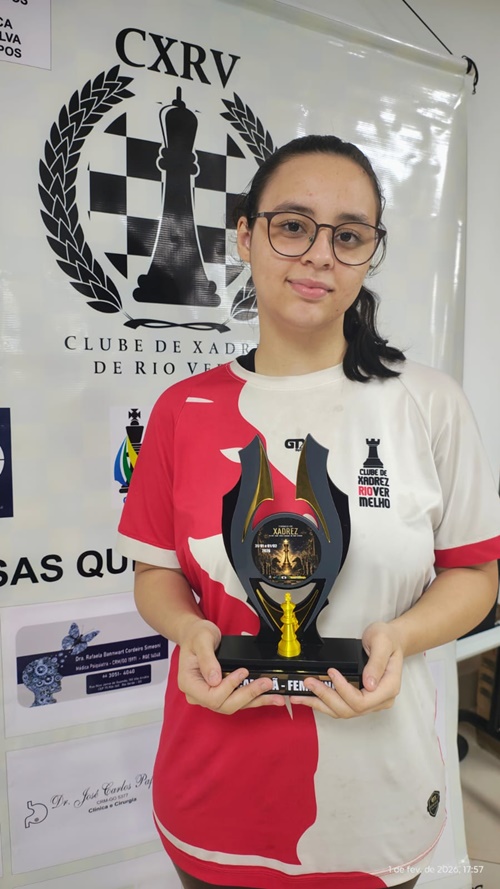 Imagem: Sophia Almendez 16 anos Irmãos de Rondonópolis se destacam no xadrez e preparam-se para torneio internacional