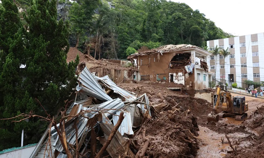Imagem: Tragedia em Minas Gerais Presidente Lula sobrevoa neste sábado áreas afetadas pelas chuvas em Minas Gerais