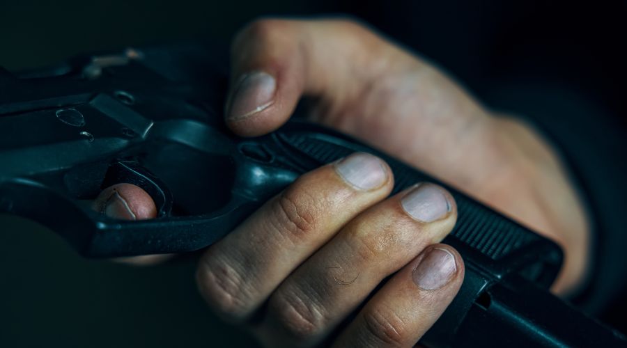 Imagem: VIDEO SITE 5 Minha Primeira Arma: projeto prioriza pessoas baixa renda e moradores de áreas violentas