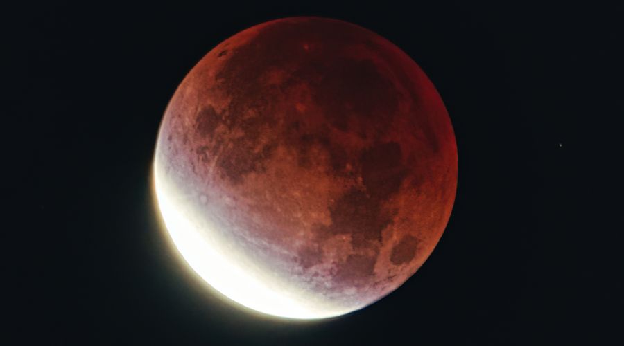 Imagem: VIDEO SITE 7 Lua de Sangue: Mato Grosso terá visão privilegiada de eclipse que vai deixar a Lua vermelha na próxima semana