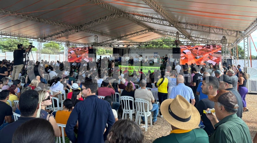 Imagem: WhatsApp Image 2026 02 06 at 08.53.19 1 Prefeito assina ordem de serviço em evento público para construção da Policlínica Regional em Rondonópolis Imagem: WhatsApp Image 2026 02 06 at 08.53.19 1 Prefeito assina ordem de serviço em evento público para construção da Policlínica Regional em Rondonópolis