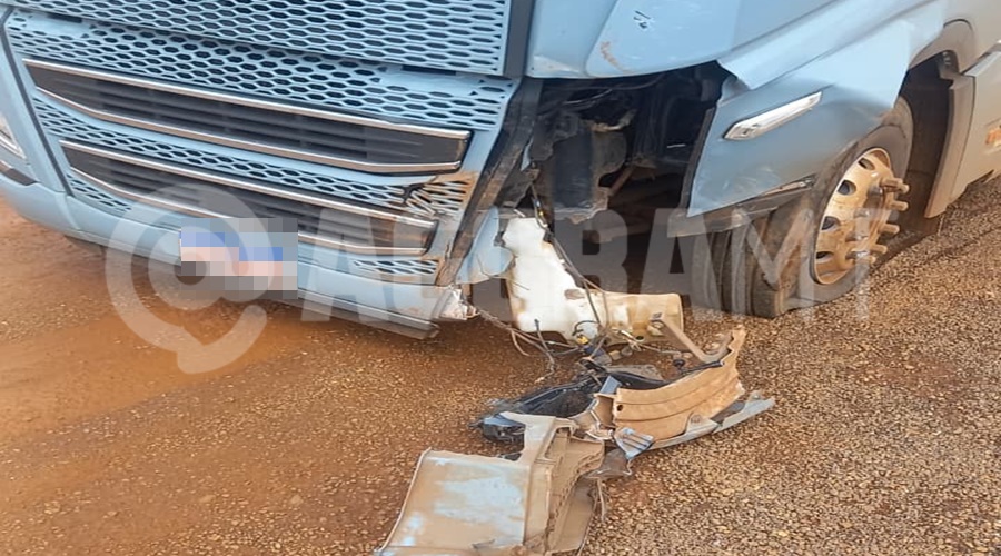 Imagem: WhatsApp Image 2026 02 25 at 09.06.57 Colisão grave entre carro e carreta deixa feridos na BR-070 em Primavera do Leste Imagem: WhatsApp Image 2026 02 25 at 09.06.57 Colisão grave entre carro e carreta deixa feridos na BR-070 em Primavera do Leste