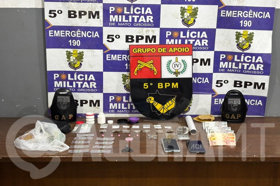 Imagem: Droga apreendida pela PM Polícia Militar prende dupla suspeita por tráfico de drogas próximo de unidade escolar em Rondonópolis Imagem: Droga apreendida pela PM Polícia Militar prende dupla suspeita por tráfico de drogas próximo de unidade escolar em Rondonópolis