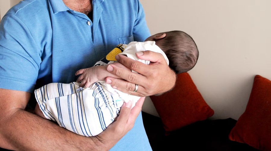 Imagem: Licenca Maternidade Senado aprova projeto que amplia de forma gradual a licença-paternidade para 20 dias