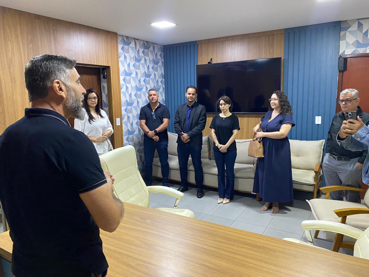 Imagem: WhatsApp Image 2026 03 09 at 16.51.07 Câmara de Rondonópolis empossa novos servidores aprovados no último concurso