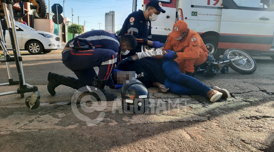 Imagem: WhatsApp Image 2026 03 31 at 16.38.36 Motociclista tem múltiplas fraturas após colidir com caminhão no Jardim Guanabara
