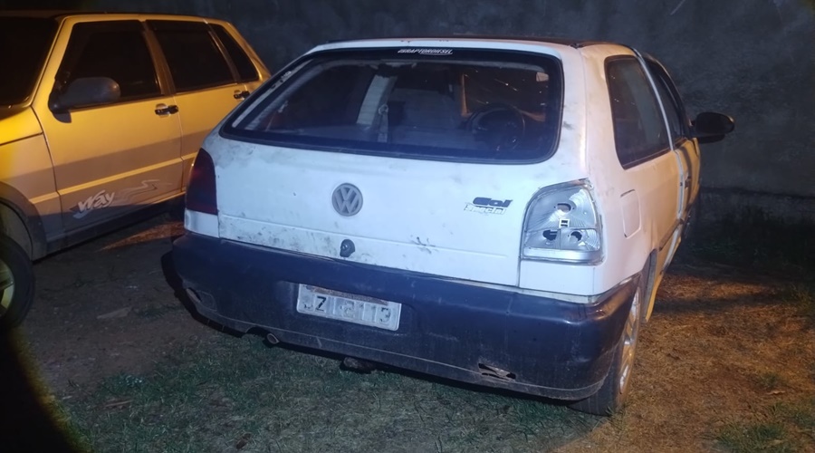 Imagem: fbfc Trio é detido suspeito de furtar fiação elétrica em universidade de Rondonópolis