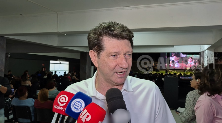 Imagem: hylkjm Ex-ministro Osmar Terra participa de evento em Rondonópolis e destaca importância da Primeira Infância Imagem: hylkjm Ex-ministro Osmar Terra participa de evento em Rondonópolis e destaca importância da Primeira Infância