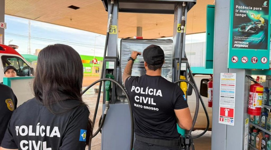 Imagem: pdknv Polícia Civil e MPE fiscalizam postos de combustíveis em cidades no interior de MT Imagem: pdknv Polícia Civil e MPE fiscalizam postos de combustíveis em cidades no interior de MT
