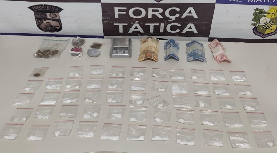 Imagem: sdkfv Tornozelado com diversas passagens é preso novamente com drogas durante operação da Força Tática na Vila Ipê