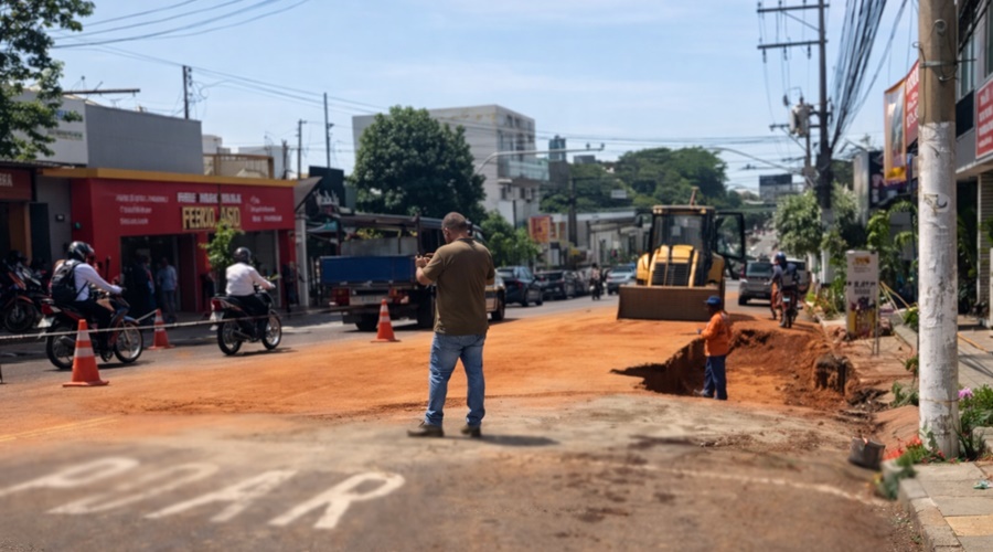 Imagem: vnbd Rua Fernando Corrêa da Costa no centro de Rondonópolis esta com interdição total