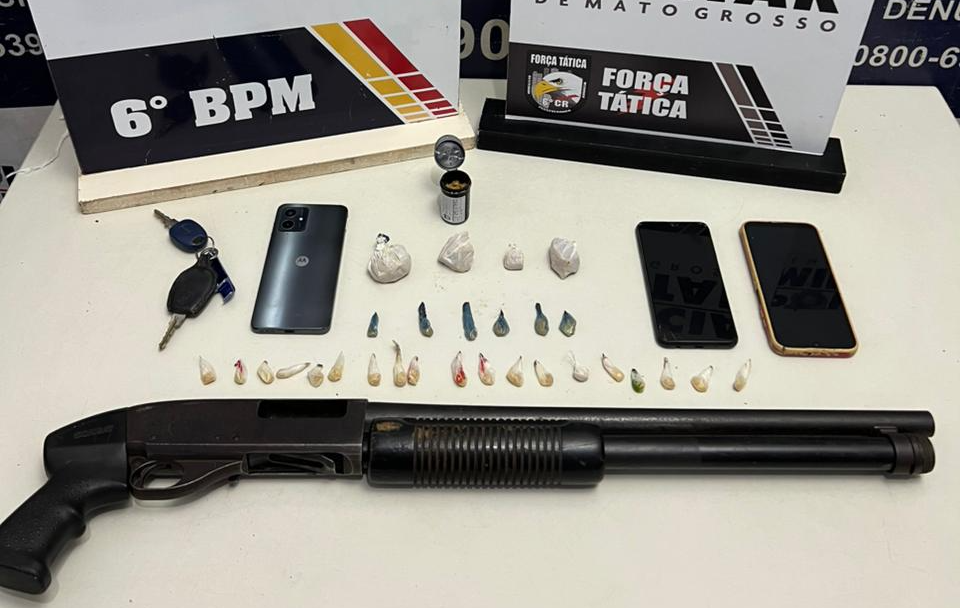 Imagem: 02.04 arma caceres 1 Polícia Militar detém três faccionados com espingarda e porções de pasta base de cocaína