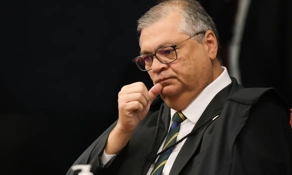 Imagem: 10092025 pzzb1889 Dino profere segundo voto contra lei de SC que proibiu cotas raciais Imagem: 10092025 pzzb1889 Dino profere segundo voto contra lei de SC que proibiu cotas raciais