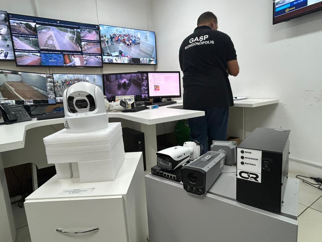 Imagem: 1450779a c2be 4823 bf81 505f34b05bb6 Gabinete de Apoio à Segurança Pública de Rondonópolis recebe reforço de mais 160 câmeras de videomonitoramento