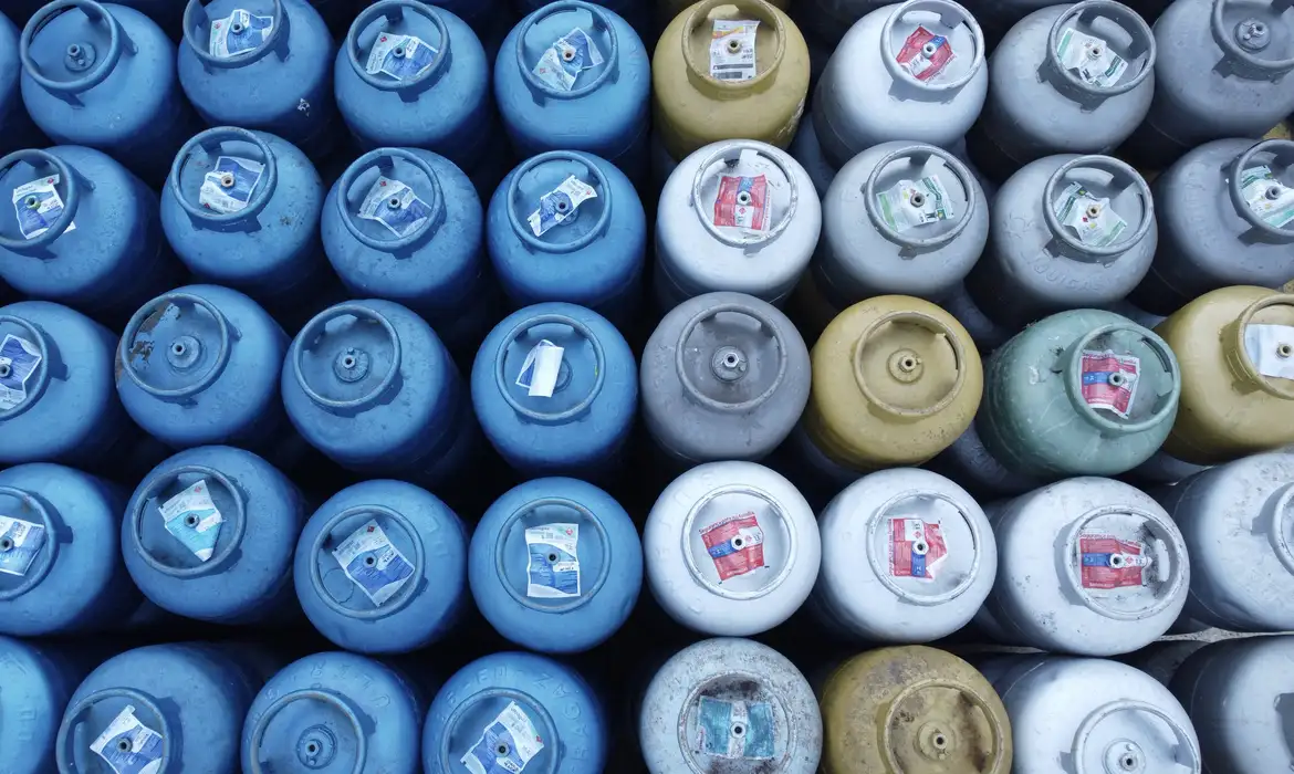 Imagem: 55106388741 8ea6d064f8 3k Caixa libera vale-recarga do programa Gás do Povo a 206 mil famílias